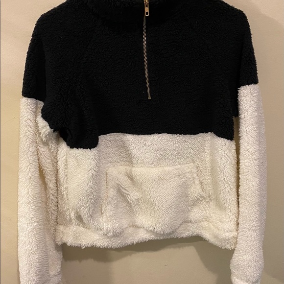 Black and White Teddy Bear Sweater - Picture 2 of 3